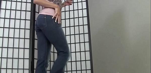  My ass looks amazing these jeans JOI
